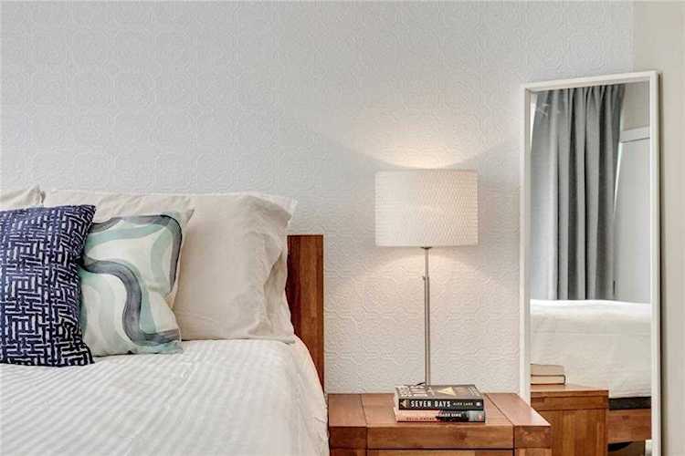 1611 28 Avenue SW #308 Calgary, AB T2T 1J5
