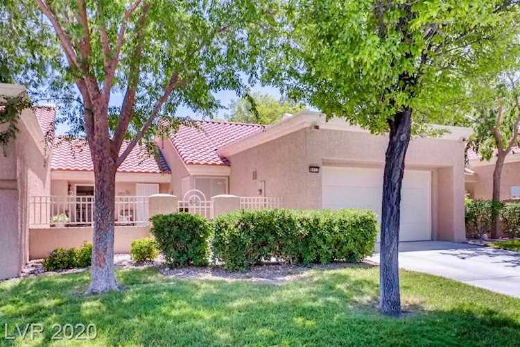 9033 Gemstone Dr Las Vegas, NV 89134