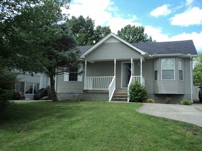 1815 Mars St La Vergne, TN 37086