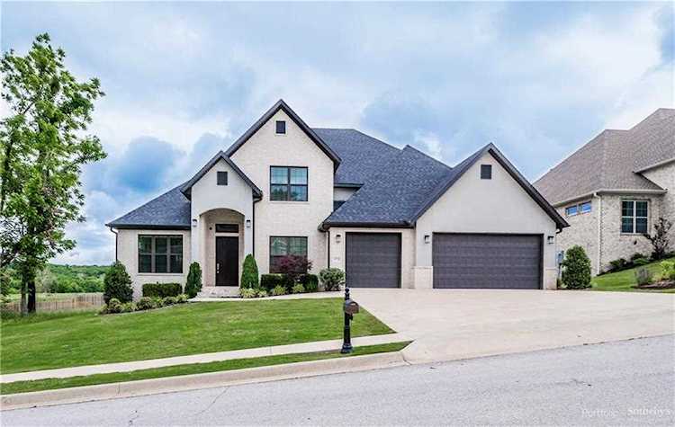 4713 S Inglewood Rd Rogers, AR 72758
