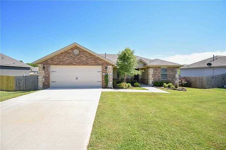 931 Seabiscuit Prairie Grove, AR 72753 | MLS 1148034 Photo 1