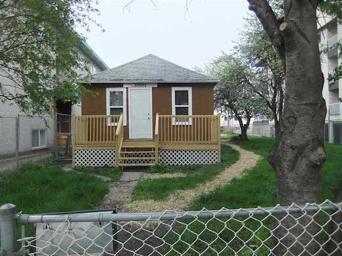 10651 103 Street Edmonton, AB T5H 2V6
