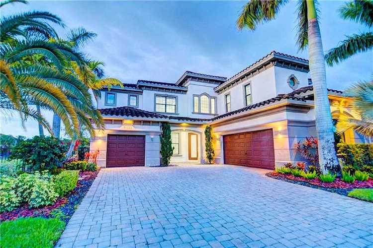 10325 Candleberry St Parkland, FL 33076