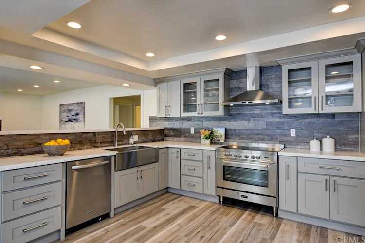 3020 Calle Juarez San Clemente, CA 92673