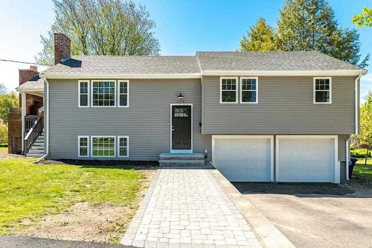 115 Holmes St Braintree, MA 02184