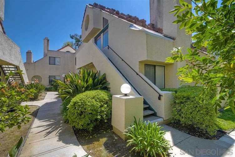 367 N Melrose Dr #F Vista, CA 92083