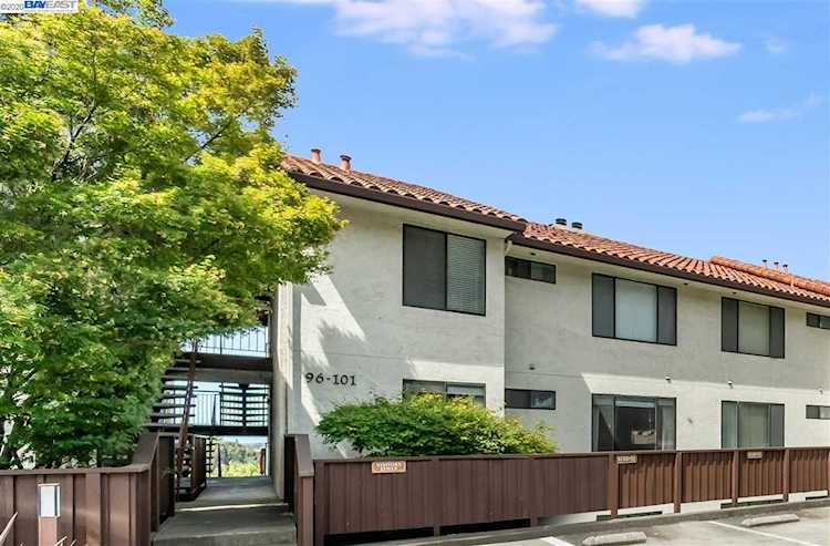 22012 Sevilla Rd Hayward, CA 94541