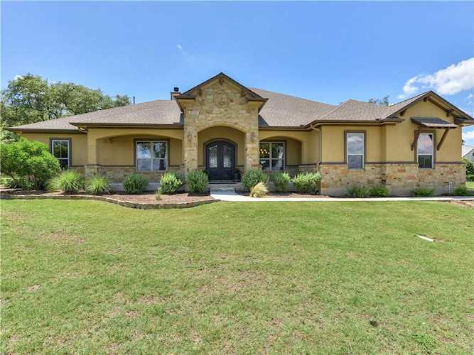 508 Ranchers Club Ln Driftwood, TX 78619