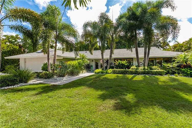 517 Bird Key Dr Sarasota, FL 34236