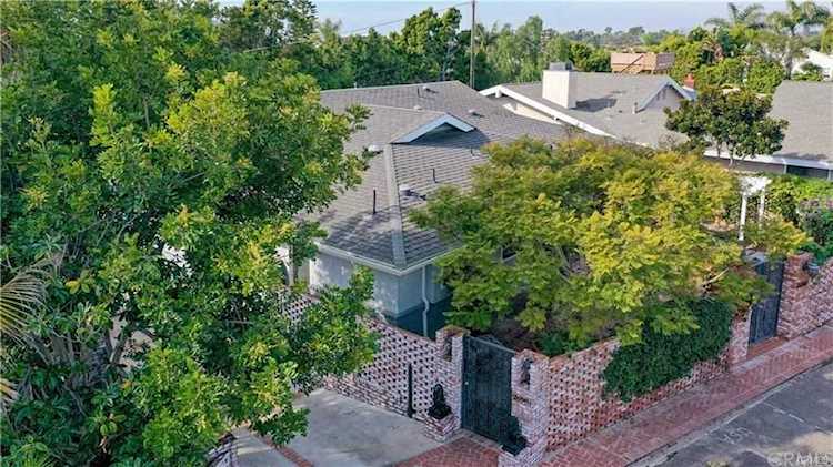 26981 Del Gado Road Dana Point, CA 92624