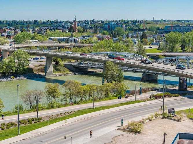 325 3 Street SE #901 Calgary, AB T2G 0T9