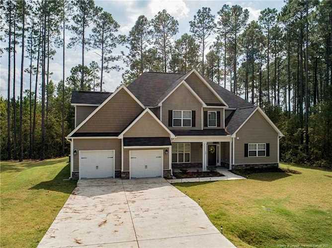 309 Maplewood Dr Sanford, NC 27332 | MLS 616252 Photo 1