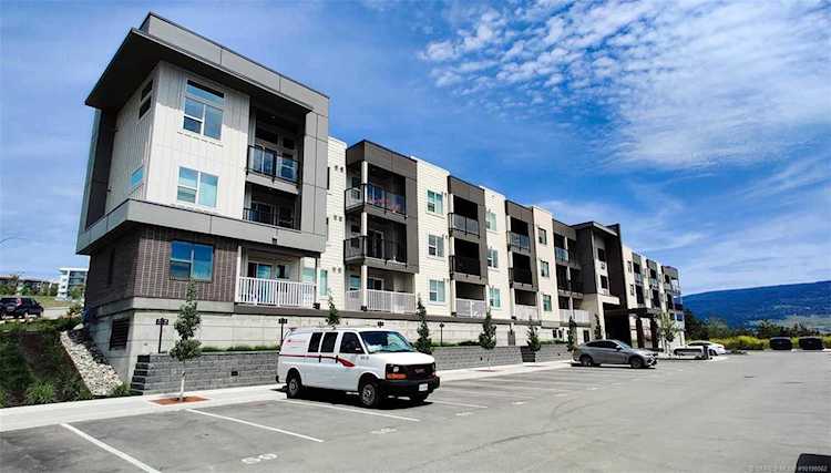 655 Academy Way #PH22 Kelowna, BC V1V0A2