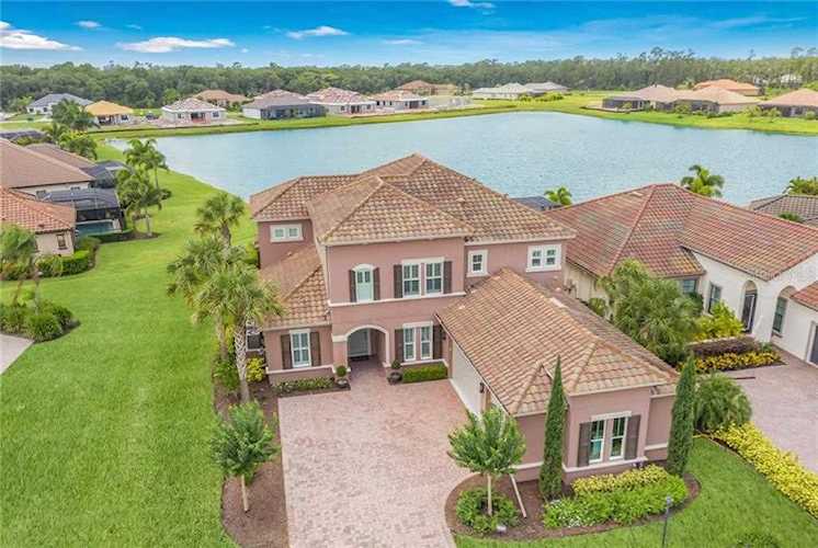 4718 Tobermory WAY Bradenton, FL 34211
