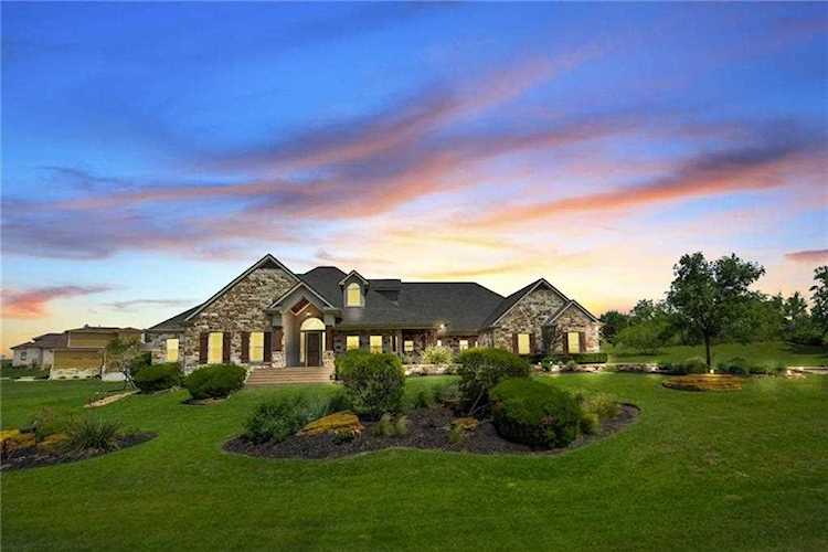 214 Tonkawa RDG Hutto, TX 78634