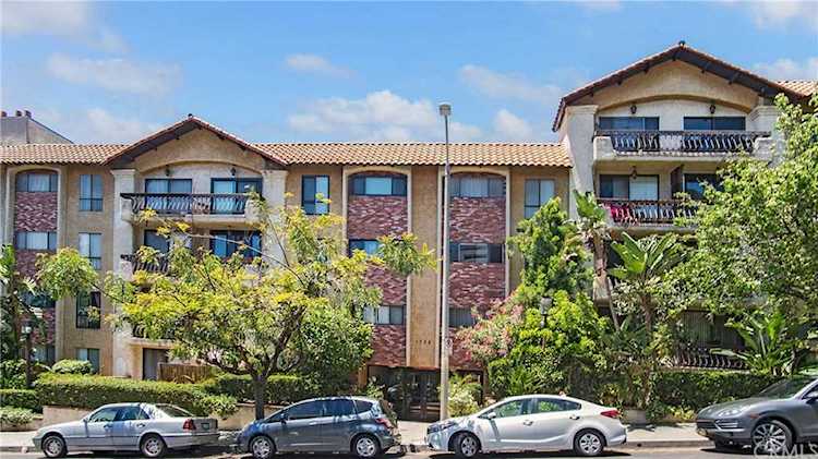 1735 N Fuller Avenue #227, Hollywood, CA 90046 | MLS #OC20092637 Photo 1