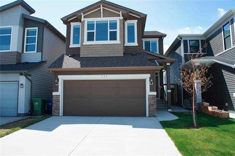 111 Howse Manor NE Calgary, AB T3P 0X3