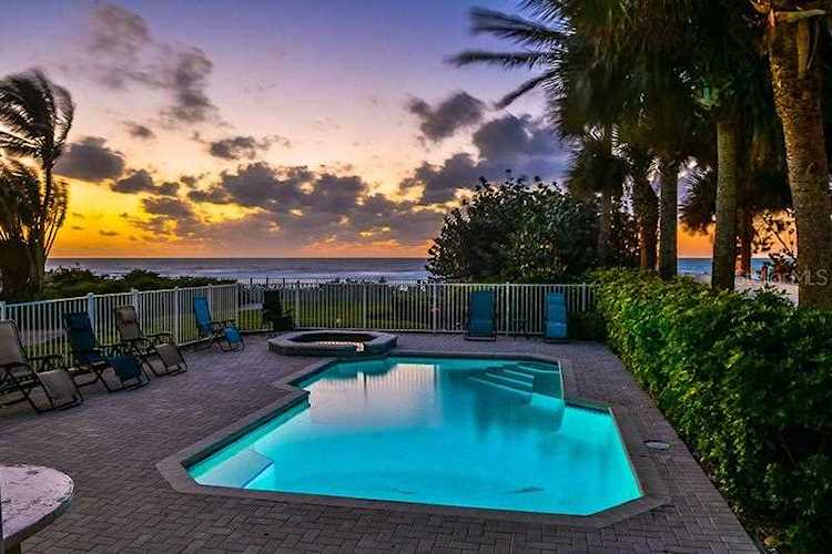 2718 Gulf Blvd Indian Rocks Beach, FL 33785
