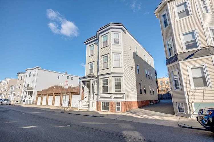 682 E Eighth Street #1 Boston, MA 02127