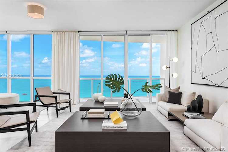 50 S Pointe Dr #1801 Miami Beach, FL 33139