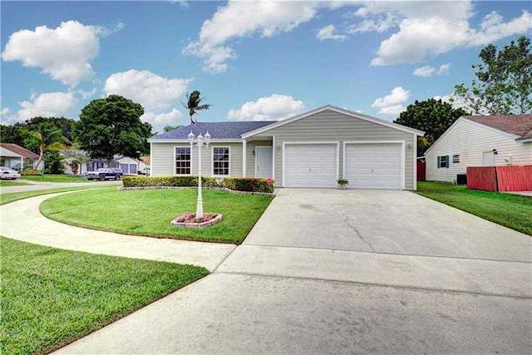 5275 Harwood Ln Lake Worth, FL 33467
