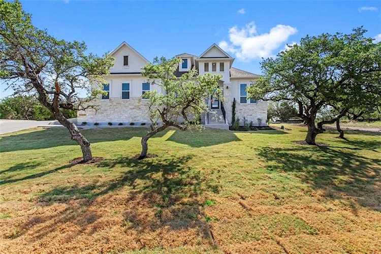 724 Spectacular Bid Dr Austin, TX 78737