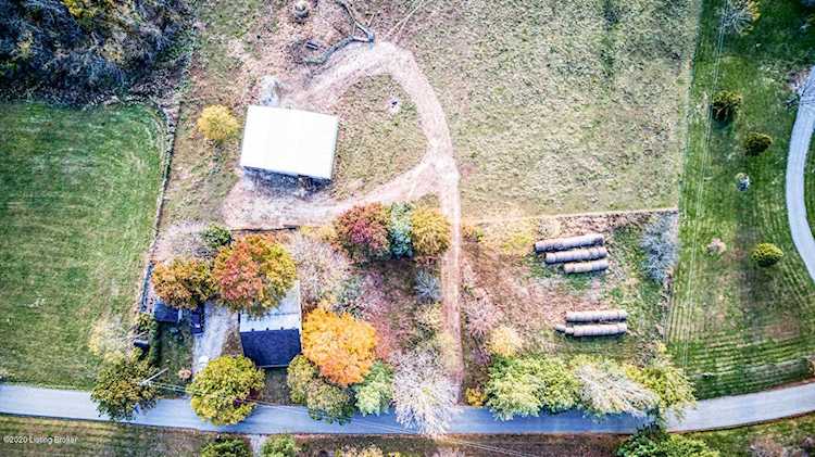 295 Henry Veech Rd Finchville, KY 40022