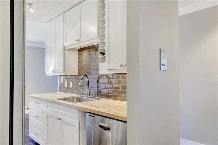 366 94 Avenue SE #33 Calgary, AB T2J 5P1