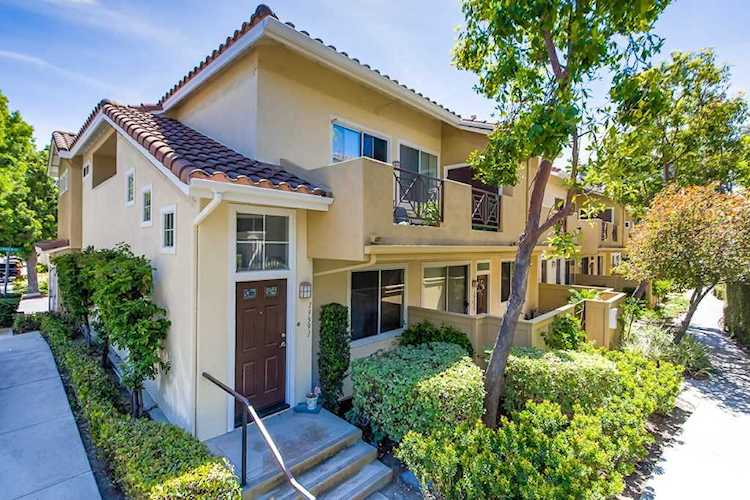19601 Orviento Drive Lake Forest, CA 92679