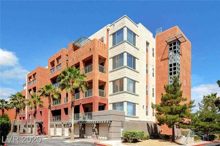 63 Agate #201 Las Vegas, NV 89123