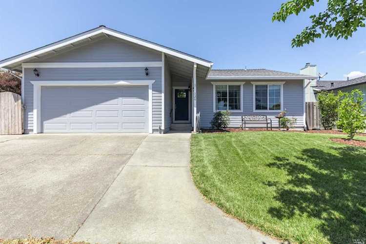 726 Lathrop Street Napa, CA 94558