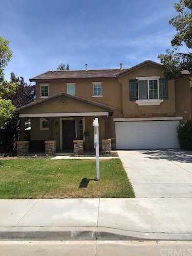 31328 Compass Circle Murrieta, CA 92563