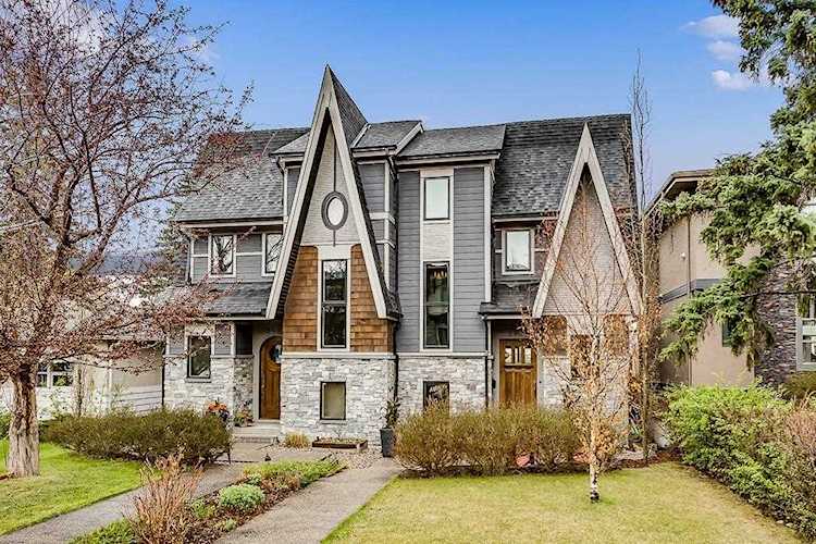 3908 18 Street SW Calgary, AB T2T 4V4
