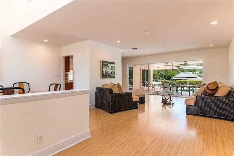 71 NE 11th Way Deerfield Beach, FL 33441