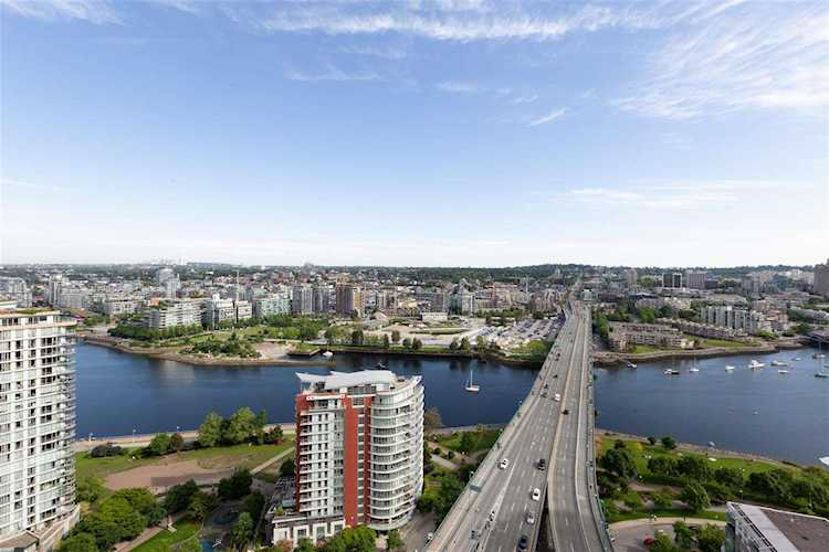 89 Nelson Street #2817 Vancouver, BC V6Z 0E7