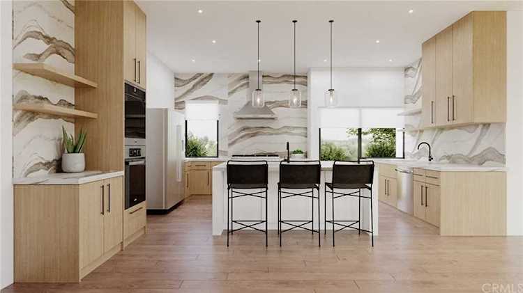 209 Via Mentone Newport Beach, CA 92663