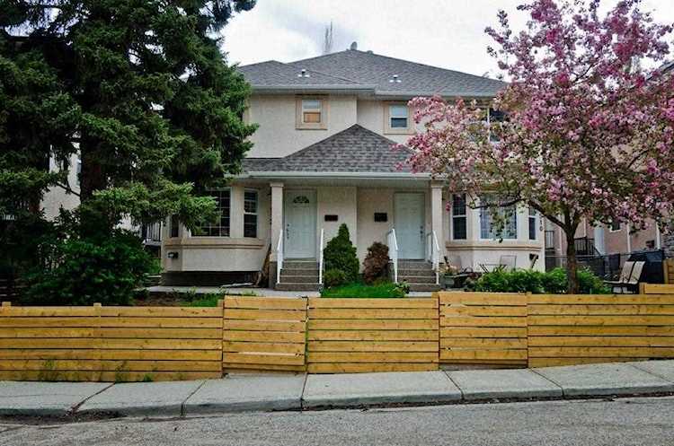 512 56 Avenue SW #2 Calgary, AB T2V 0G7