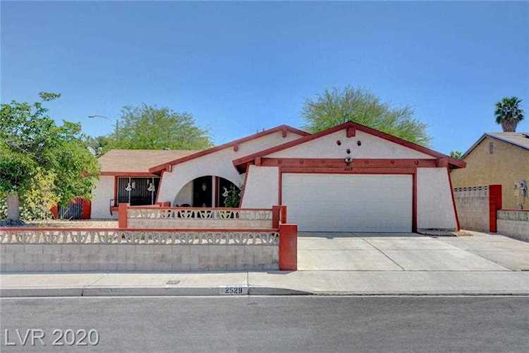 2529 Calico Las Vegas, NV 89108