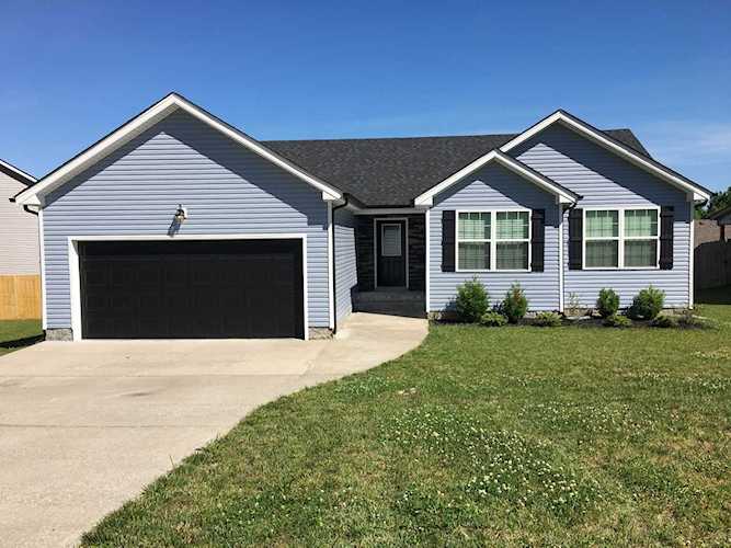 1219 Freedom Dr Clarksville, TN 37042