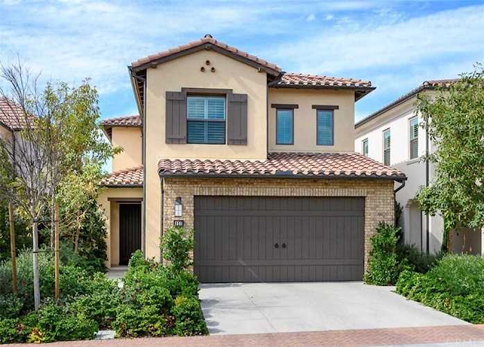 111 Baja Irvine, CA 92620