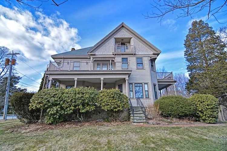 39 Beechwood Street #1 Cohasset, MA 02025