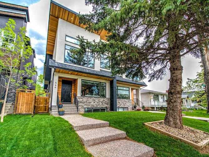 444 28 Avenue NW Calgary, AB T2M 2K6