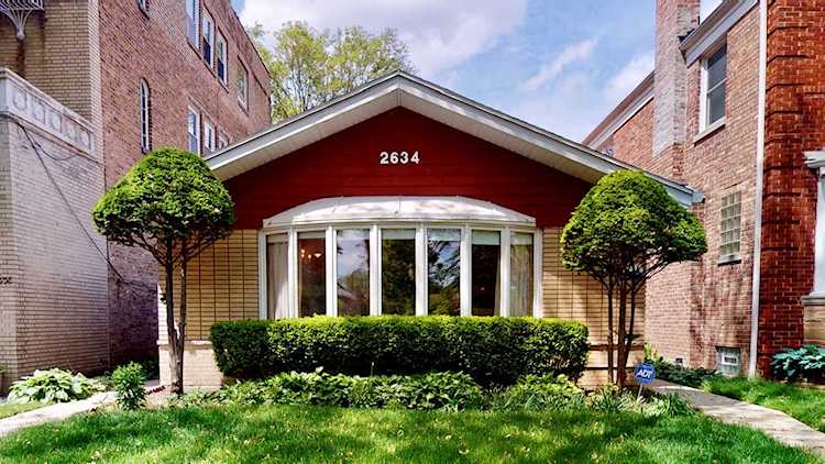2634 W Fargo Ave Chicago, IL 60645