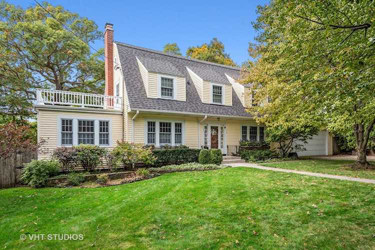 746 Foxdale Ave Winnetka, IL 60093