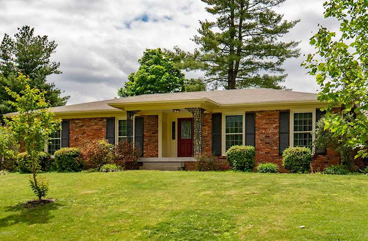 7412 Springvale Dr Louisville, KY 40241