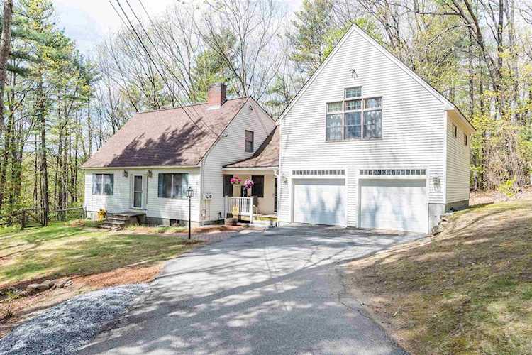 34 Brookview Ct Milford, NH 03055