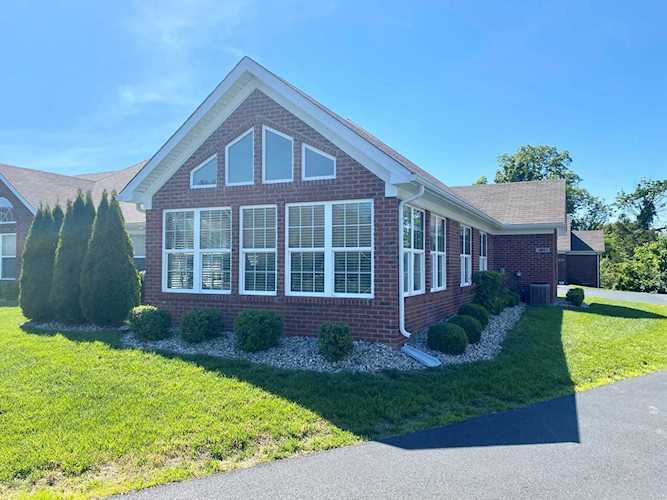 10623 Glenmary Springs Dr Louisville, KY 40291