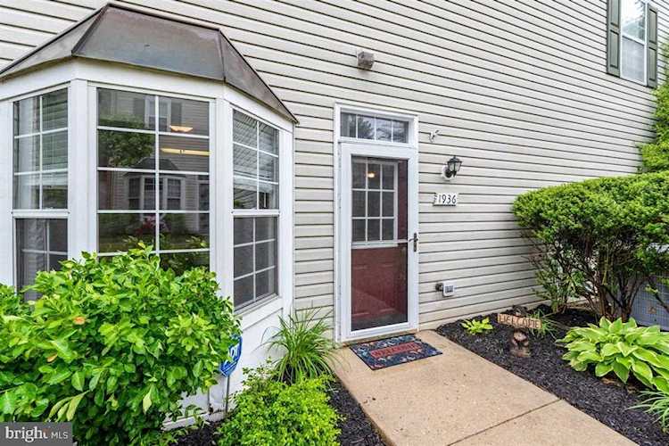 1936 Pawlet Dr Crofton, MD 21114