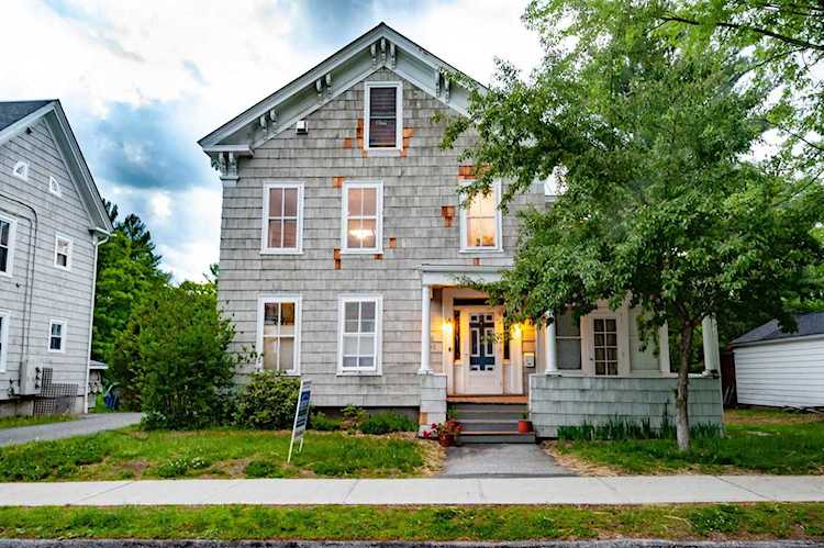 60 College St #2 Montpelier, VT 05602