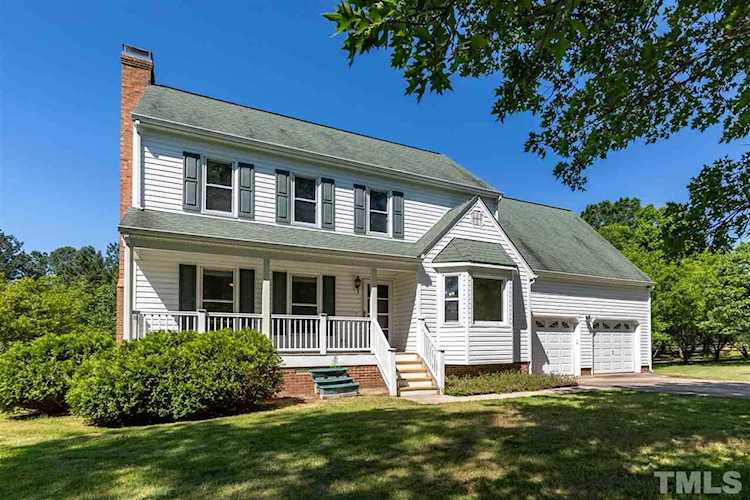 1620 Farm Hill Court Wake Forest, NC 27587